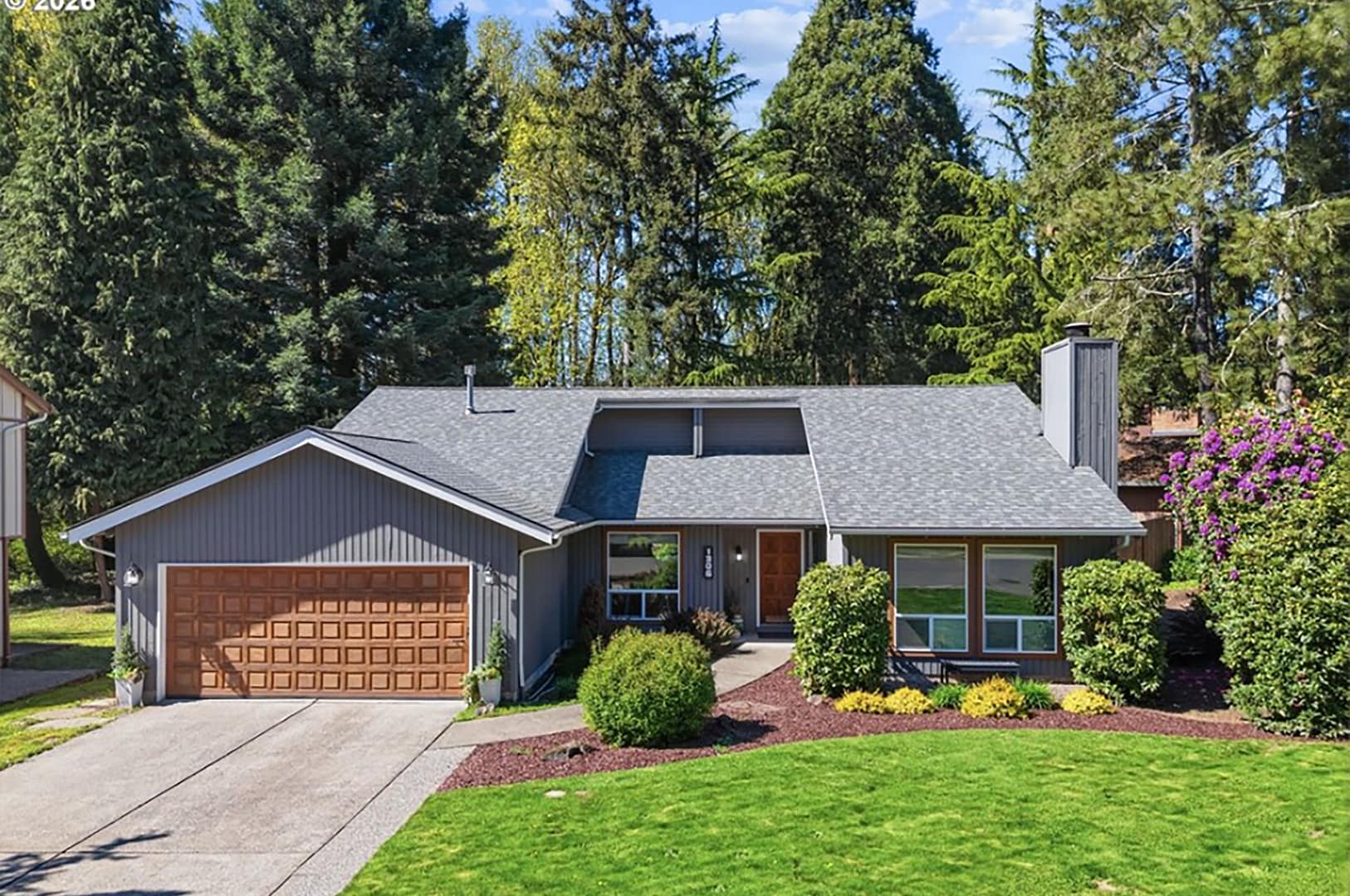 1306 TAMARISK DR 2